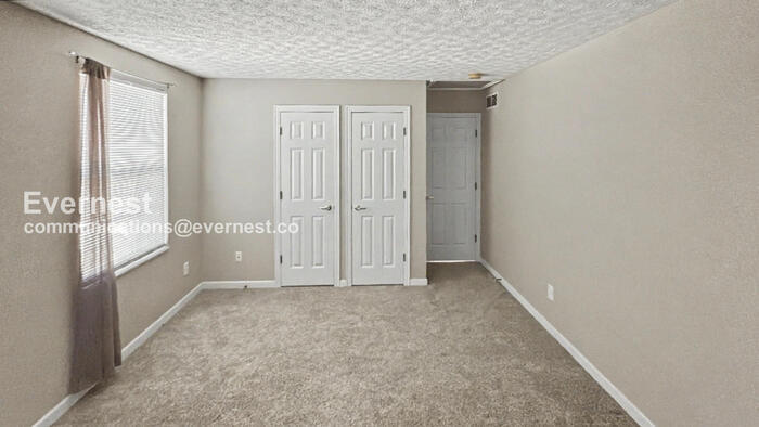 Building Photo - 6330 Wyler Dr