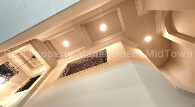 Building Photo - Well-Planned 4BR/3BA—Space for Guests, Off...