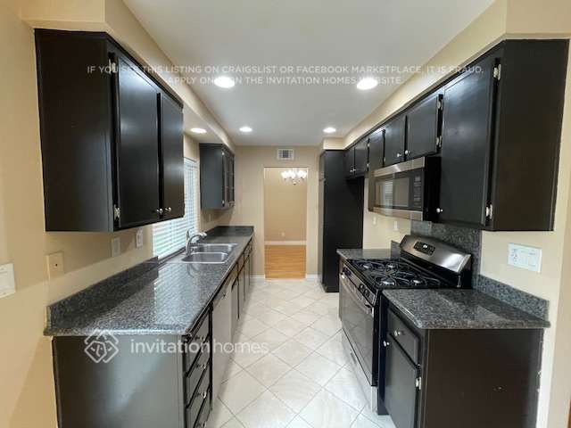 Building Photo - 9881 Whitewater Rd