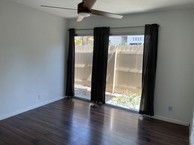 Building Photo - 5931 Howell Dr