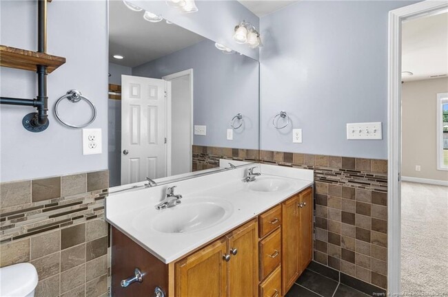 Building Photo - 269 Declaration Dr