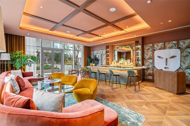 Building Photo - 77 SE 5th St