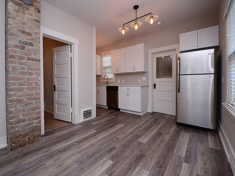 Building Photo - 2209 South 59th Street