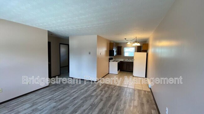 Building Photo - 51 Candlewood Ct