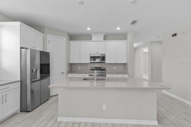 Building Photo - 6544 Barnstorm Wy