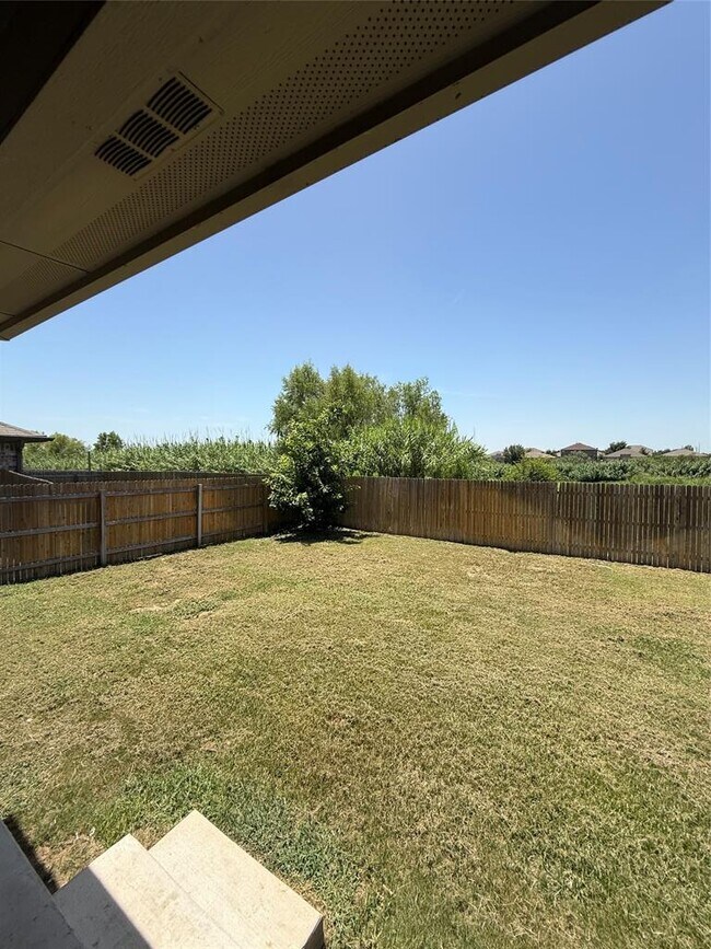 Building Photo - 13105 Brahmin Dr