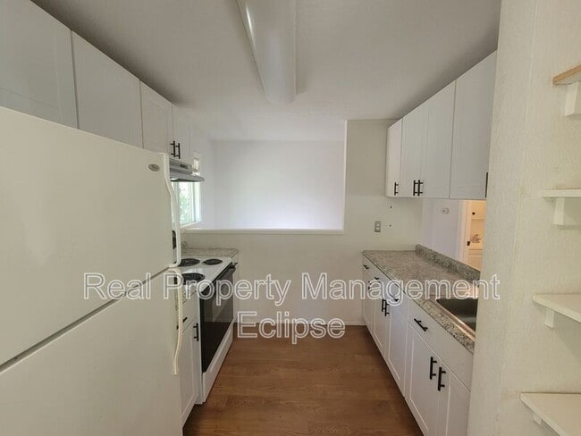 Building Photo - 9222 NE 180th St