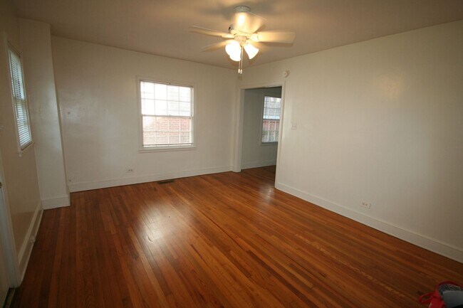 Building Photo - Adorable House in Trinity Park with Large ...