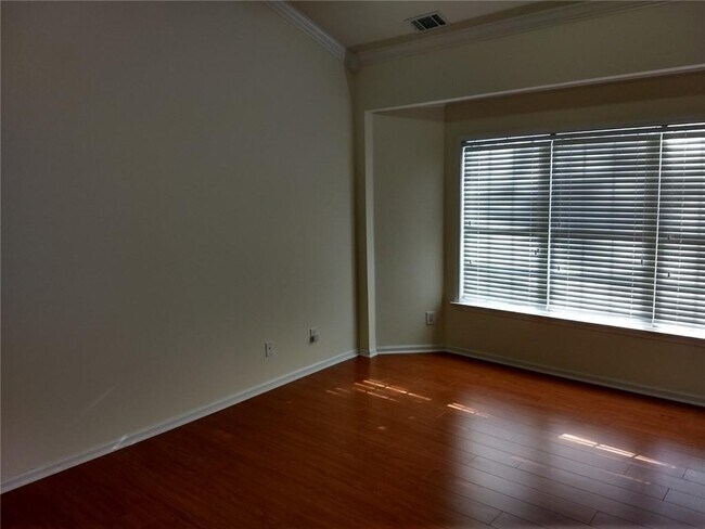 Building Photo - 2905 Brookwater Dr