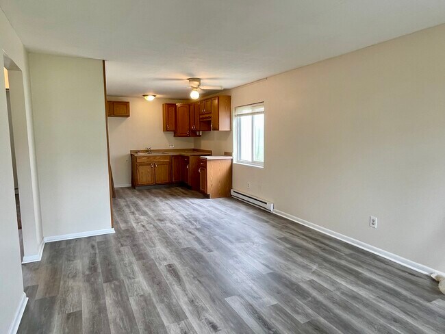 Building Photo - 753 Westpoint Ave