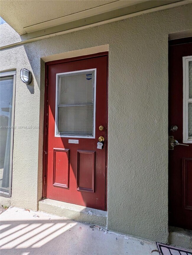 Building Photo - 11394 Royal Palm Blvd