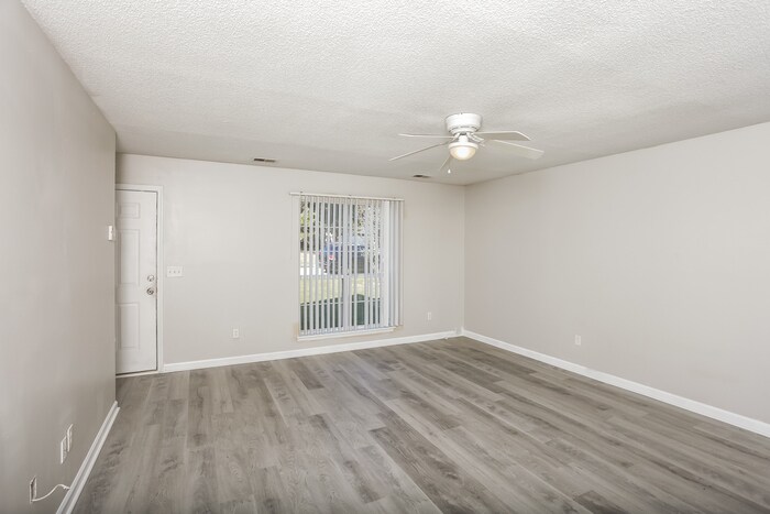 Building Photo - 258 Ambling Cir