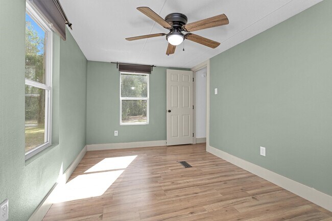 Building Photo - 5500 Penny Rd