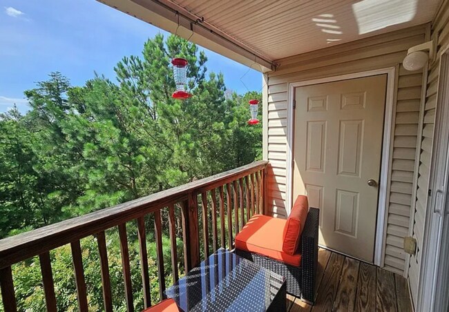 Building Photo - 632 Overlook Dr