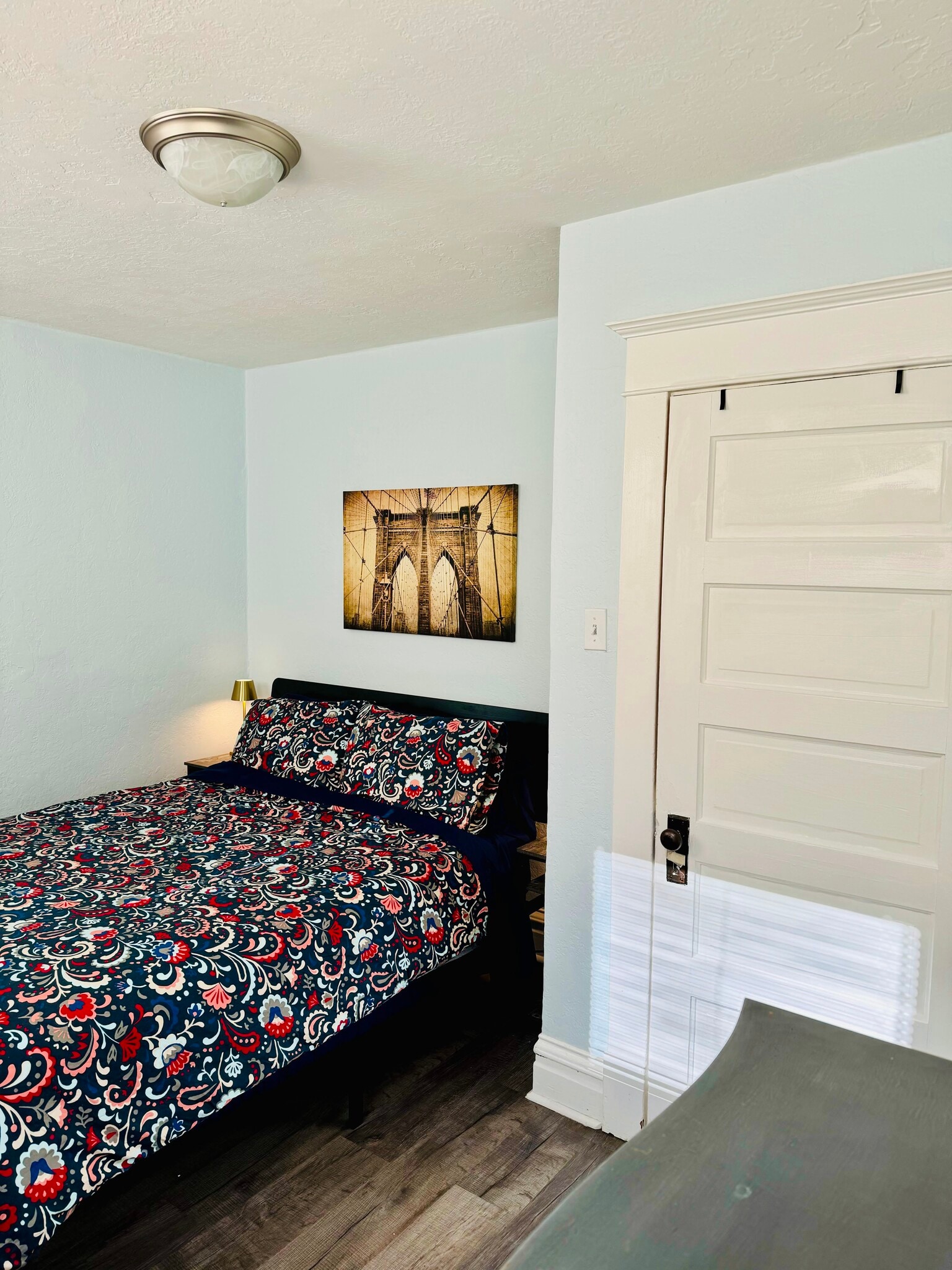 Bedroom - 315 W Halliday St