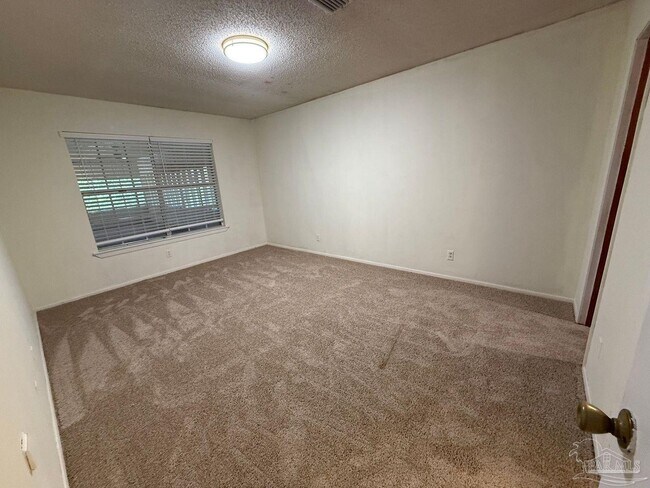 Building Photo - 4801 Berryhill Rd