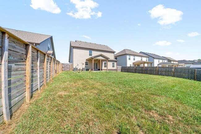 Building Photo - 205 Elwell Rd