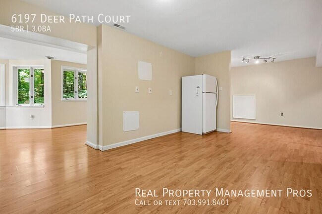 Building Photo - 6197 Deer Path Ct