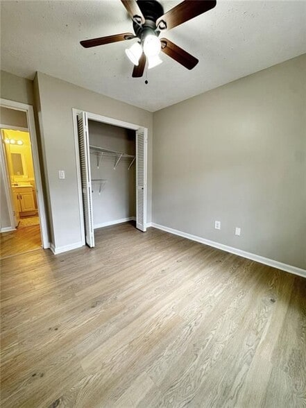 Building Photo - 392 Harmony Grove Rd