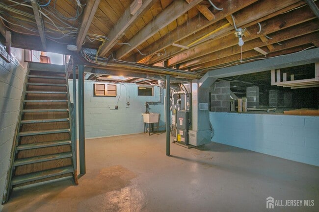 Building Photo - 78 Hazelwood Ave