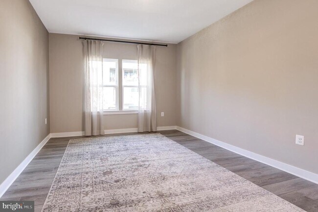 Building Photo - 12875 Mosaic Pk Wy