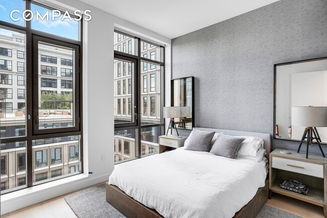 Building Photo - 480 Kent Ave