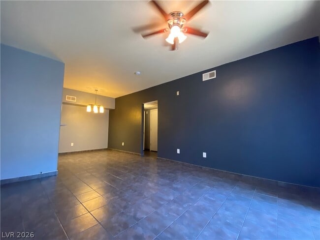 Building Photo - 45 Maleena Mesa St