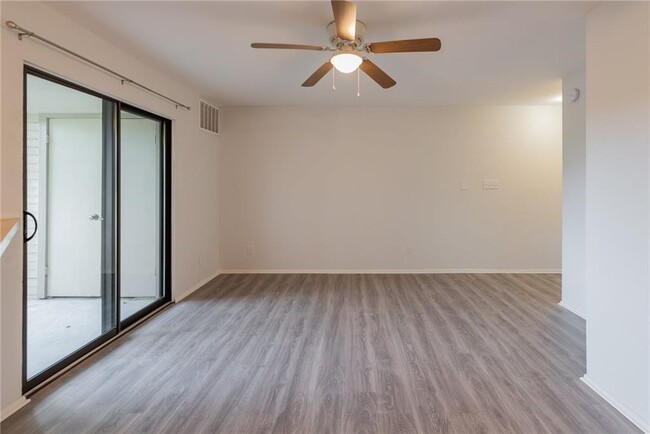 Building Photo - 2500 Burleson Rd