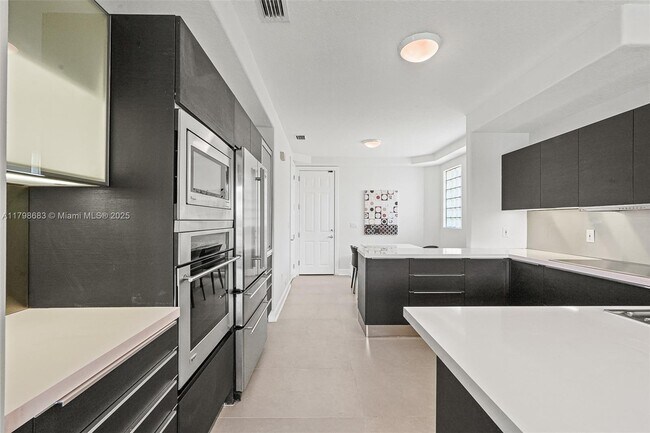 Building Photo - 3245 NE 207th Terrace