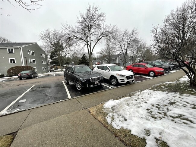 Building Photo - 36 Silver Hill Ln