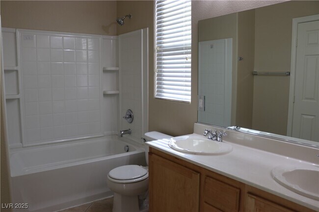 Building Photo - 3764 Bowers Hollow Ave