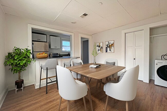 Building Photo - 9/1 No Fee! Renovated 3BR in downtown Beverly w/AC, laundry!