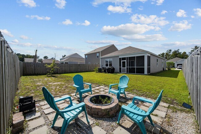 Building Photo - Home in Surf City