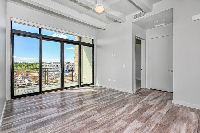 Building Photo - Luxury Condo steps from the Boise River an...