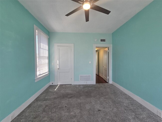 Building Photo - 717 Broadway Avenue J