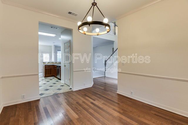 Building Photo - 6721 Hayling Way