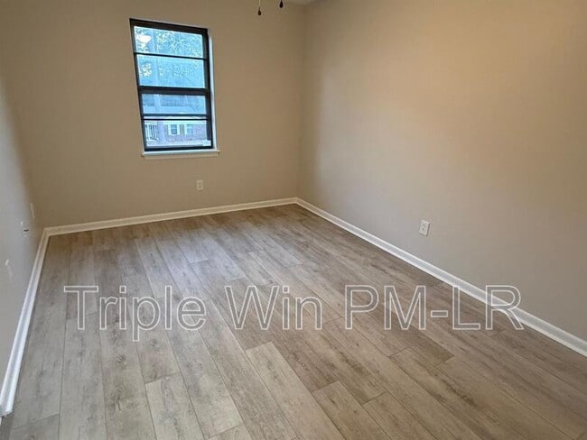 Building Photo - 14008 Bayberry Pl