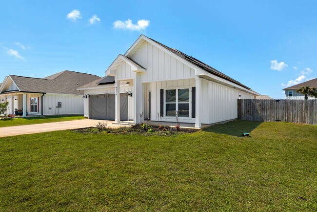 Building Photo - 6539 Forest Bay Ave