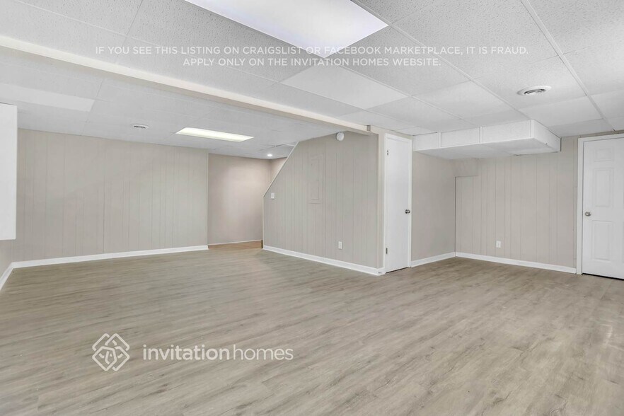 Building Photo - 2258 Hunters Ct