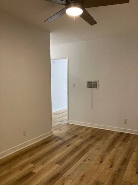 Building Photo - 333 Vernon Ave