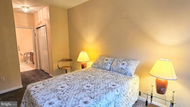 Building Photo - 1309 Colts Cir