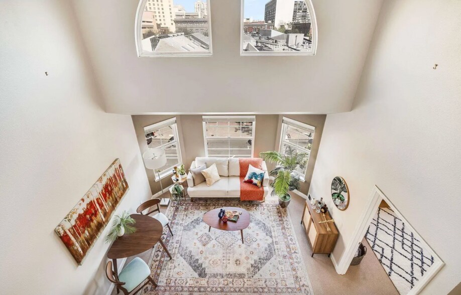 Loft - 555 10th St