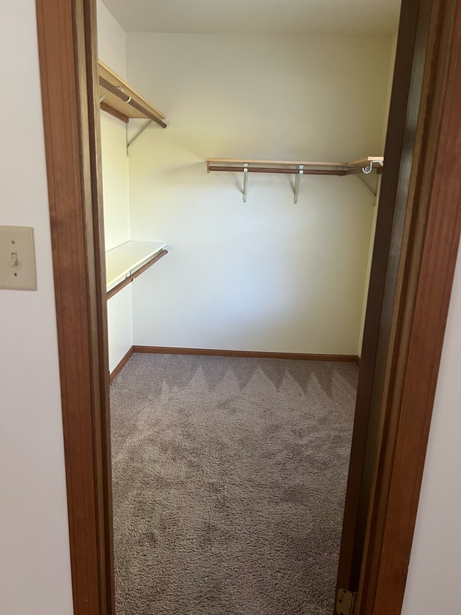 Building Photo - 162 S 19th St