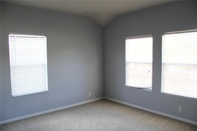 Building Photo - 9306 Magna Carta Loop