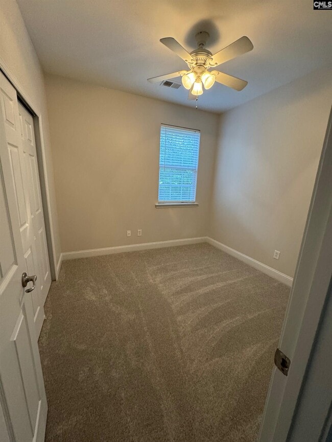 Building Photo - 104 Drifters Ct