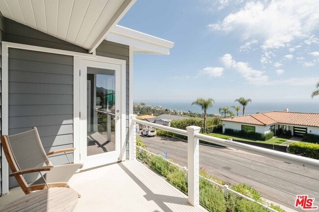 Building Photo - 18047 Blue Sail Dr