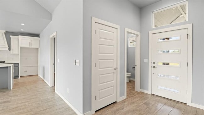 Building Photo - 17859 Salem Rd