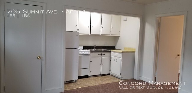 Building Photo - 705 Summit Ave Apt. #4