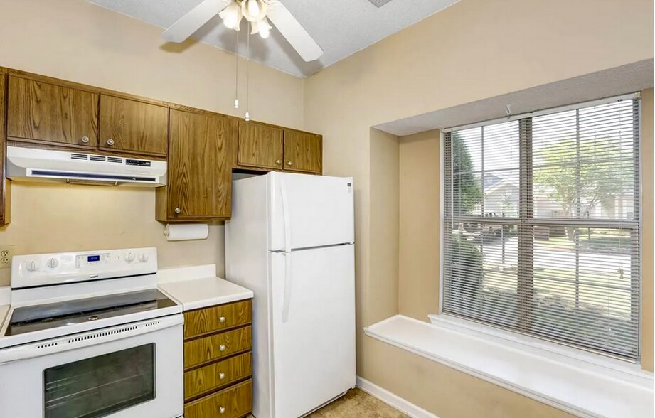 Building Photo - 111 Bentworth Ln