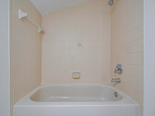 Building Photo - 8520 U.S. Rte 1